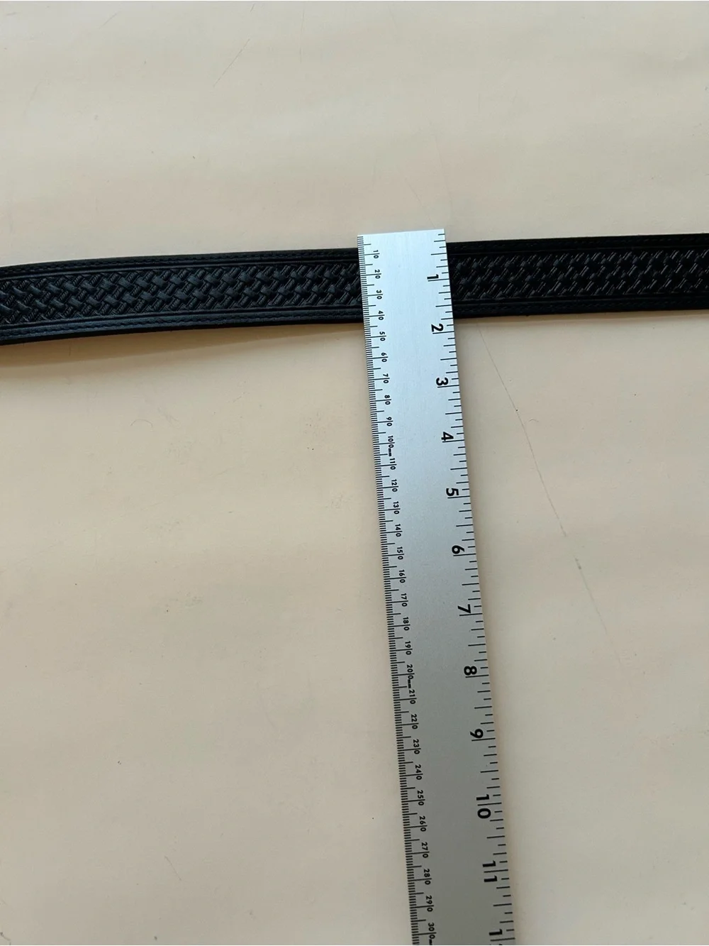 Silver creek Men’s Black Woven Leather Belt with Silver Buckle size 50